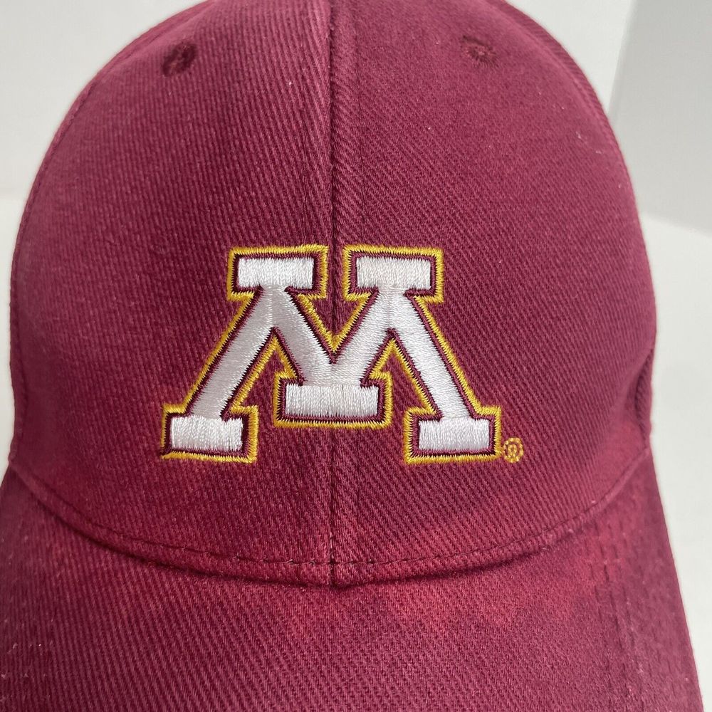 Minnesota Golden Gophers Hat, Hook And Loop Adjustable, Maroon, Logo, Signatures - Picture 2 of 10